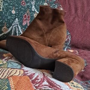 Nine West Chestnut Suede Heeled Boots
